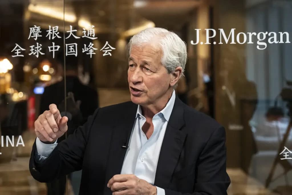JPMorgan CEO Jamie Dimon speaking at a conference event in China