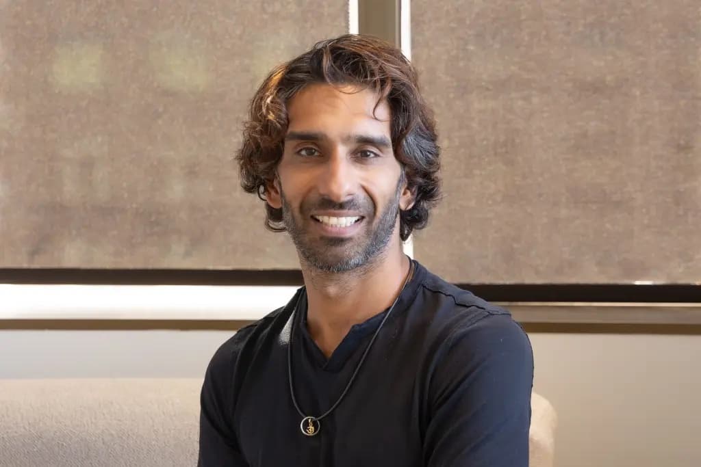 Portrait of Rahul Vohra, cofounder of Superhuman